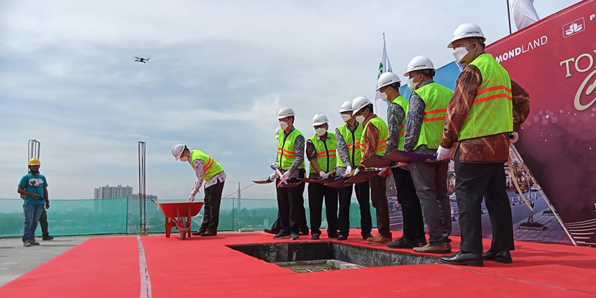 Apple3 Condovilla Masuk Topping Off